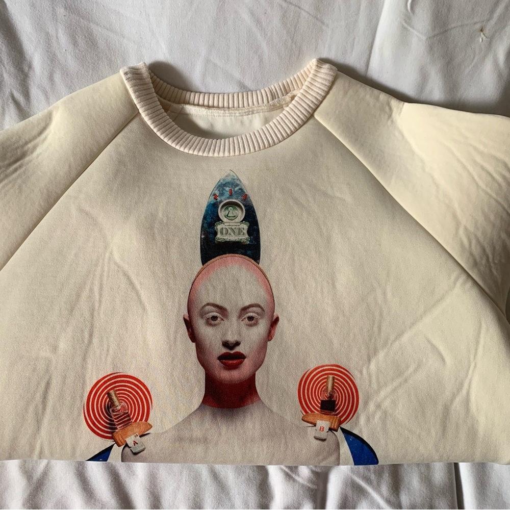 Juun.J x alexandfelix Cream Graphic Crew Neck Sweater - Picture 3 of 7